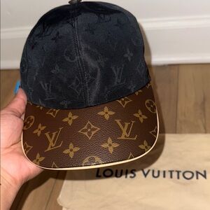 Brand New 100% Authentic Louis Vuitton Get Ready Cap